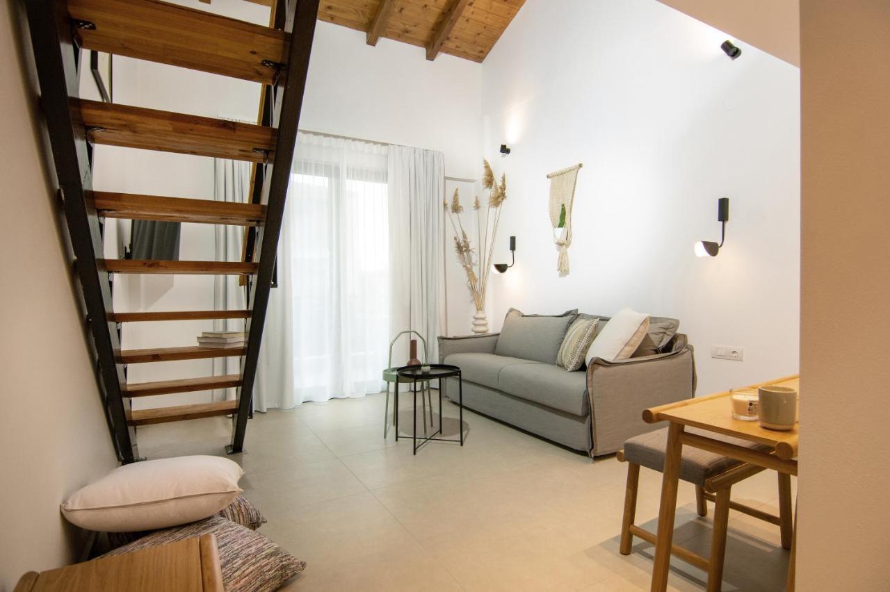 Aparthotel Iades
